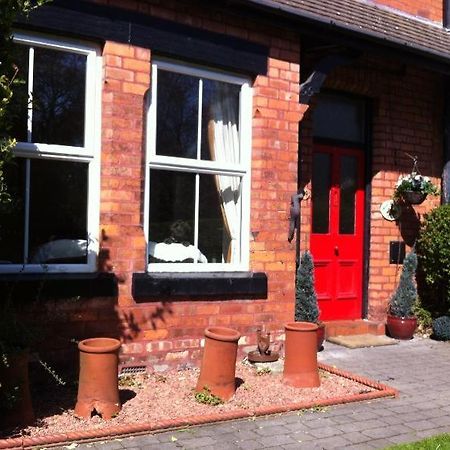 Formby Guest House Buitenkant foto